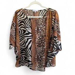 8/$20 Annalee + Hope Brown Animal Print Blouse Large NWOT